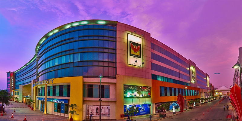 Kurla Pheonix market city in Kurla